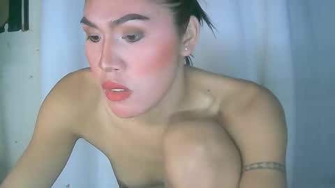 Snapshot of furbby_foxy chatting on 03-04-25, 01:55 LIL LEE online show from 03-04-25, 01:55