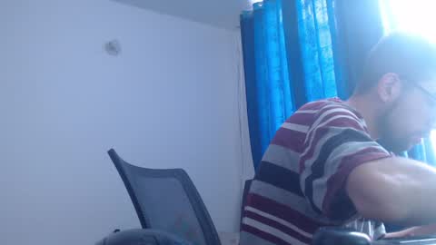 andrew online show from 02-05-25, 01:22