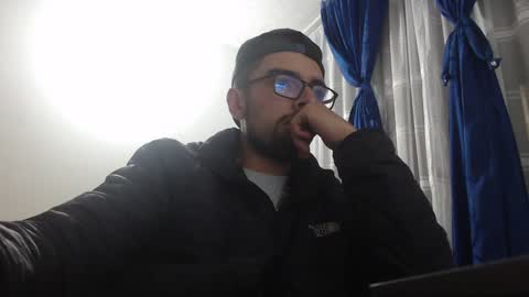 andrew online show from 02-07-25, 01:36