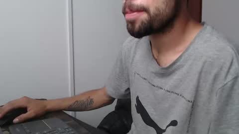 andrew online show from 02-11-25, 04:46