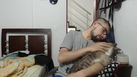 andrew online show from 03-07-25, 01:09