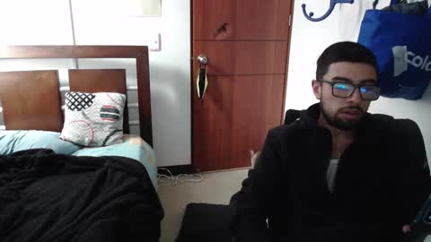 andrew online show from 10-20-25, 04:07