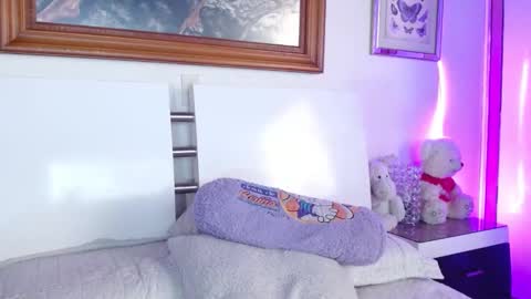 Victoria online show from 12-12-24, 06:53