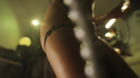 Snapshot of g_ia chatting on 03-09-25, 01:14 G online show from 03-09-25, 01:14