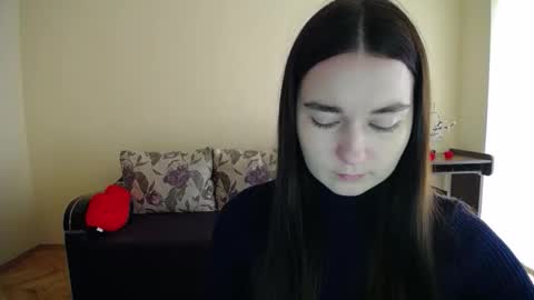 Jaklin online show from 10-19-25, 08:48