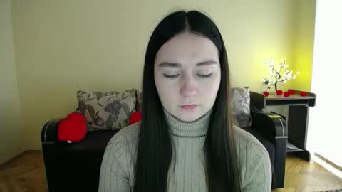Snapshot of gabby_di chatting on 04-21-26, 09:04 Jaklin online show from 04-21-26, 09:04