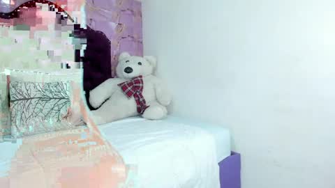 Gaby Fox online show from 04-17-26, 10:02