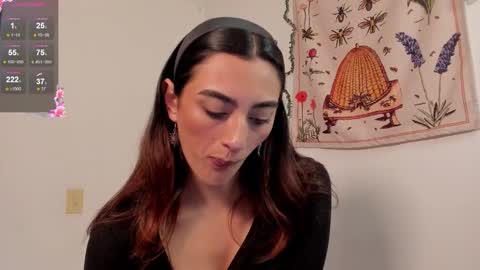 Snapshot of gabee7_ chatting on 11-14-25, 05:11 NEW ACCOUNT Gabriella online show from 11-14-25, 05:11