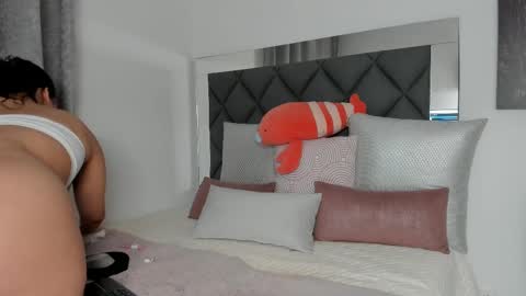 Snapshot of gabi_gonzales chatting on 03-02-25, 08:38 Instagram soygabi g online show from 03-02-25, 08:38