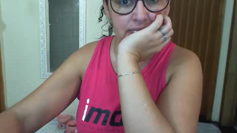 Snapshot of gabibrasil chatting on 06-05-26, 08:36 gaby layla online show from 06-05-26, 08:36