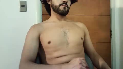 Snapshot of gabriel1839 chatting on 01-09-25, 03:15 javier online show from 01-09-25, 03:15