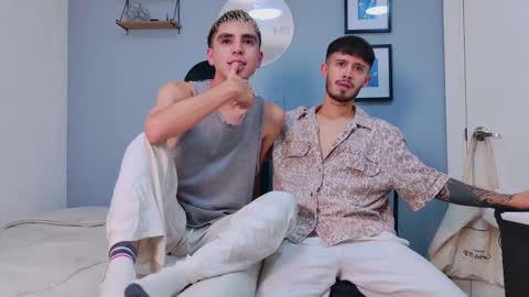 Snapshot of gabriel_and_geronimo chatting on 09-16-25, 03:40 gabriel_and_geronimo online show from 09-16-25, 03:40