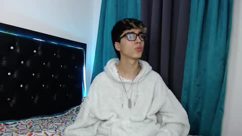 gabriel_x18 online show from 02-26-26, 05:50