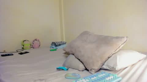 Snapshot of gabriela__bigass chatting on 06-18-26, 04:02 Gabriela altamirano online show from 06-18-26, 04:02