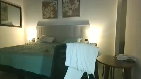 Gabriela Miller online show from 04-15-26, 07:58