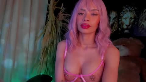 Snapshot of gabriela_montess chatting on 02-13-25, 05:26 Gabriela Montes online show from 02-13-25, 05:26