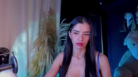 Snapshot of gabriela_montess chatting on 02-20-25, 02:07 Gabriela Montes online show from 02-20-25, 02:07