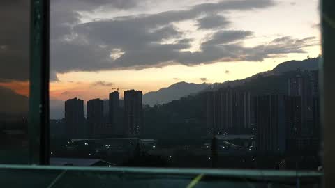 Gabriela salgado online show from 04-14-26, 10:43