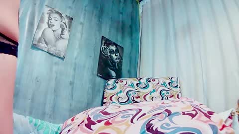 Snapshot of gabriela_sexy chatting on 02-10-25, 03:42 Gabriella Lopez online show from 02-10-25, 03:42