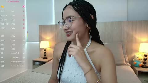 Snapshot of gabriela_vargas chatting on 06-03-26, 07:19 Gabriela Vargas online show from 06-03-26, 07:19