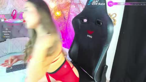 Snapshot of gabrielablake chatting on 10-15-25, 10:37 online show from 10-15-25, 10:37