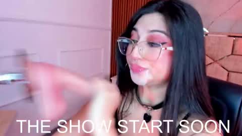 Gabriela Kassi online show from 11-17-25, 11:16