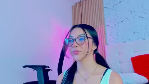 Gabriela Evans MS online show from 03-05-25, 03:40