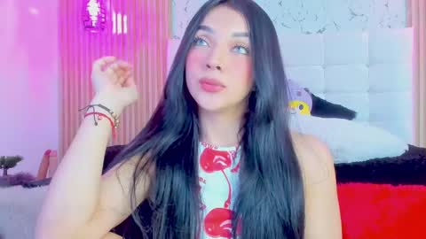 Gabriela Evans MS online show from 03-12-25, 01:47