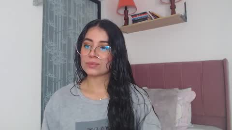 GabrielaRossa online show from 02-25-25, 04:42