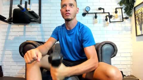 Snapshot of gabrieldraven chatting on 09-27-25, 07:19 gabrieldraven online show from 09-27-25, 07:19