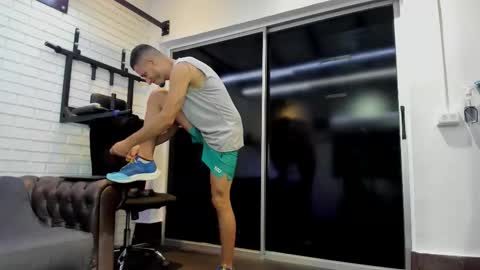 Snapshot of gabrieldraven chatting on 10-20-25, 08:09 gabrieldraven online show from 10-20-25, 08:09