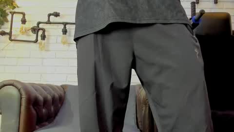 Snapshot of gabrieldraven chatting on 11-15-25, 11:40 gabrieldraven online show from 11-15-25, 11:40