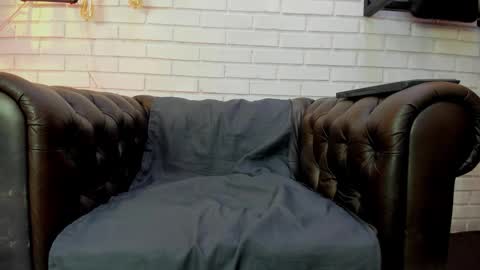 Snapshot of gabrieldraven chatting on 11-19-25, 09:15 gabrieldraven online show from 11-19-25, 09:15