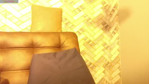 Snapshot of gabriella27_ chatting on 09-12-25, 12:27 gabriella online show from 09-12-25, 12:27