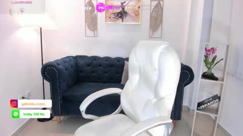 gabriella_evans_ online show from 03-03-26, 01:01