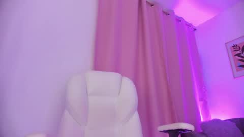 gaby online show from 05-27-26, 04:20
