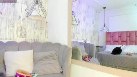 Snapshot of gaby_millerr chatting on 05-25-26, 11:49 Gaby online show from 05-25-26, 11:49