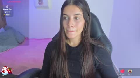 Snapshot of gaby_olsen chatting on 12-01-24, 10:10 Gabriela online show from 12-01-24, 10:10