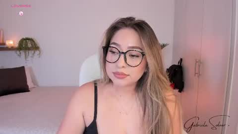 Snapshot of gaby_soleer chatting on 06-10-26, 12:11 gaby online show from 06-10-26, 12:11