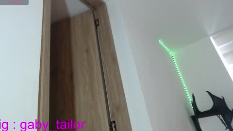 Snapshot of gaby_tailor_ chatting on 11-05-25, 02:06 Gaby online show from 11-05-25, 02:06