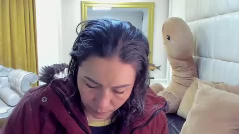 Snapshot of gaby_trent chatting on 01-16-25, 10:10 gabriela online show from 01-16-25, 10:10