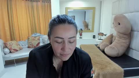 Snapshot of gaby_trent chatting on 09-10-25, 03:23 gabriela online show from 09-10-25, 03:23