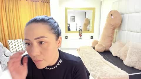 Snapshot of gaby_trent chatting on 11-13-25, 06:07 gabriela online show from 11-13-25, 06:07