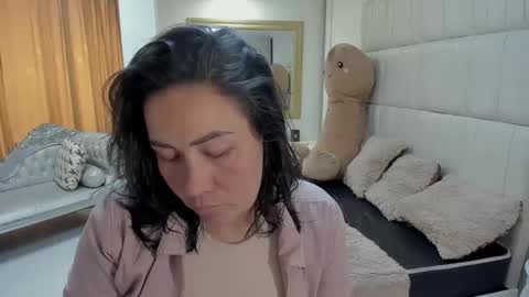 gabriela online show from 02-07-26, 04:11