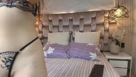GabyEvans online show from 06-03-26, 12:19