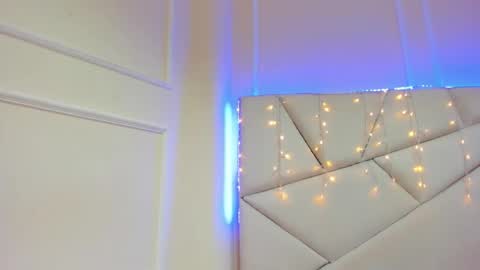  gabriela y Antonella  online show from 01-03-25, 04:27