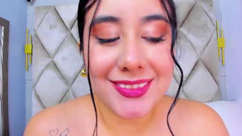 Snapshot of gabyparker_ chatting on 07-17-26, 12:23 Gaby online show from 07-17-26, 12:23