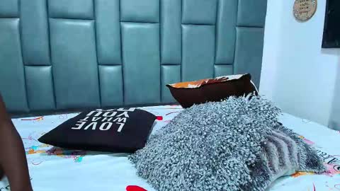 Snapshot of gabystom chatting on 11-14-25, 12:59 gabystom online show from 11-14-25, 12:59