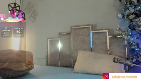 gabyyjones online show from 09-25-25, 11:36