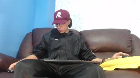 Snapshot of gadiel_sex chatting on 02-17-25, 12:27 gadiel_sex online show from 02-17-25, 12:27